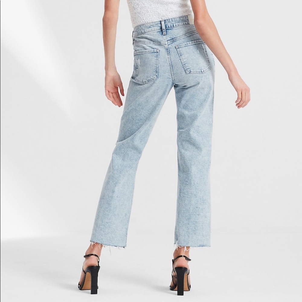 Express Mid Rise Light Wash Ripped 90s Ankle Bootcut Jeans